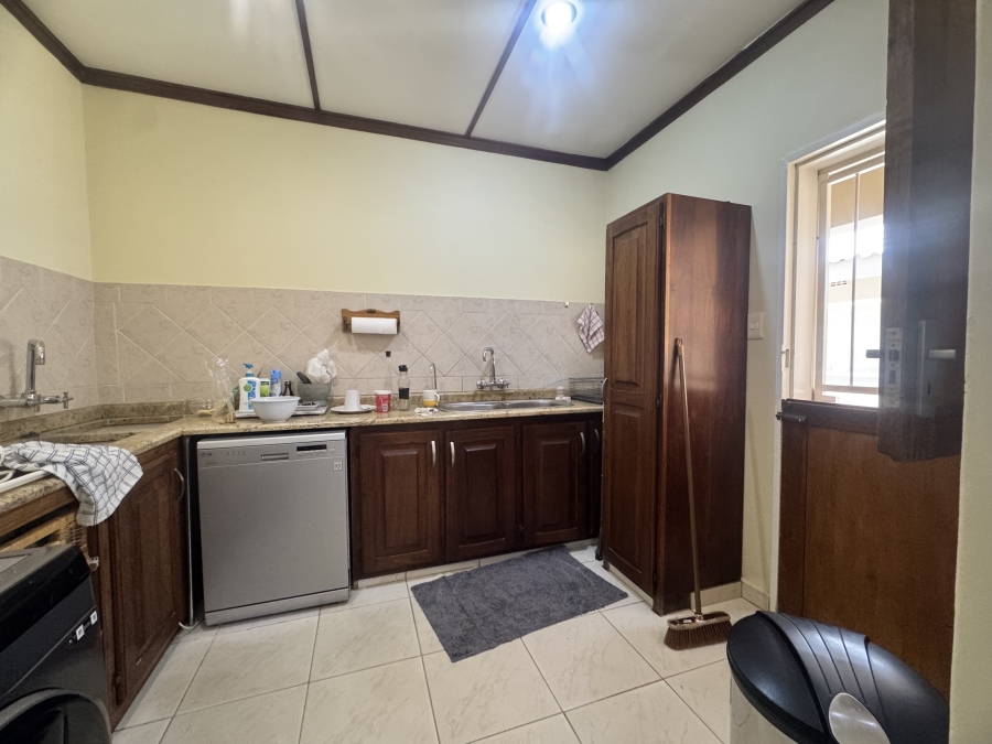 4 Bedroom Property for Sale in Flamwood North West